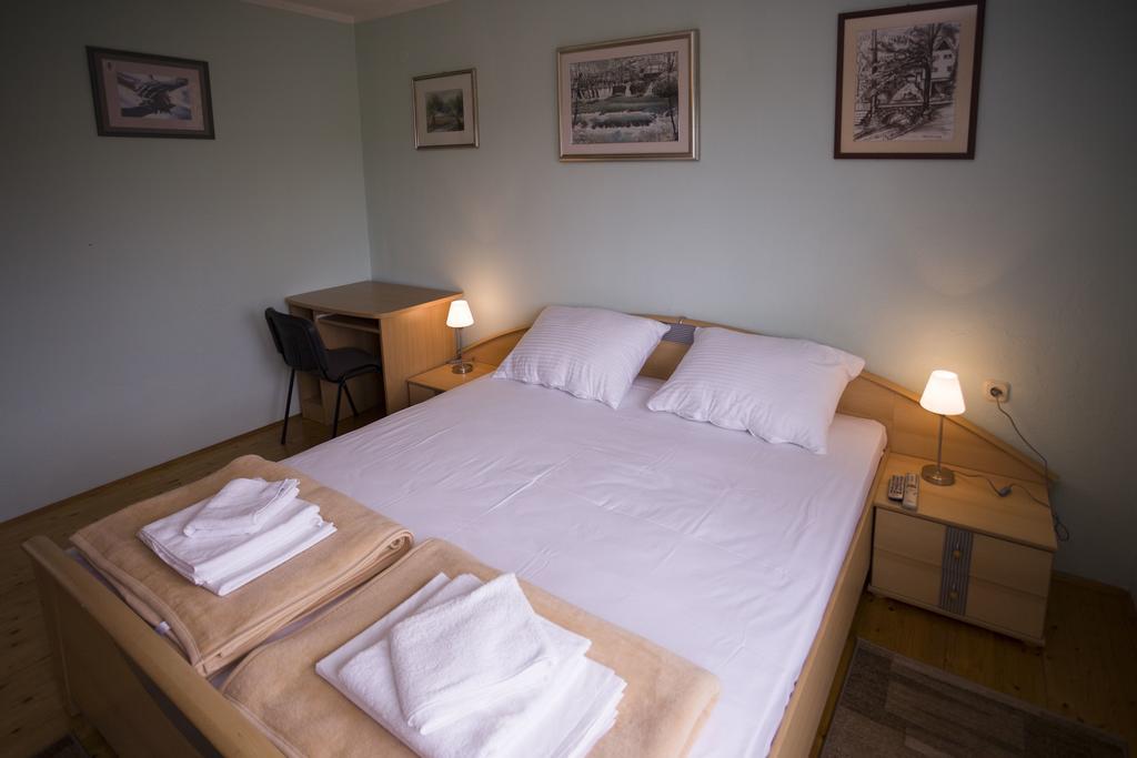 Apartment Vi&Mi Slunj Δωμάτιο φωτογραφία